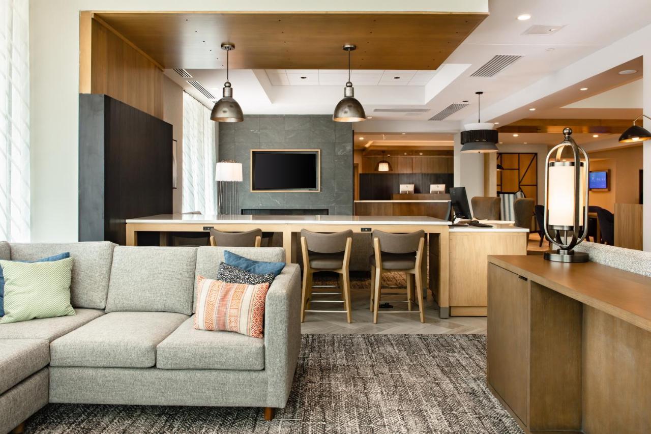 Staybridge Suites - Iowa City - Coralville By Ihg Екстер'єр фото